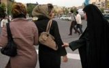 علت حمله زن بی‌حجاب به خانم چادری در رشت