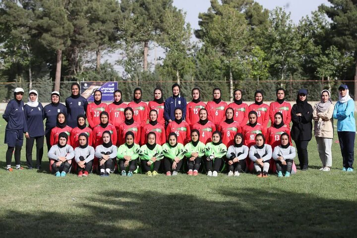 اردوی تیم ملی فوتبال بانوان زیر ۱۷ سال کشور در قروه برگزار می شود