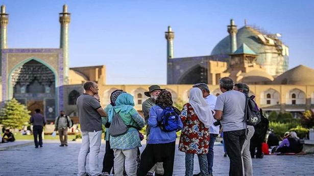 رعایت حجاب در اماکن گردشگری تهران ضروری شد