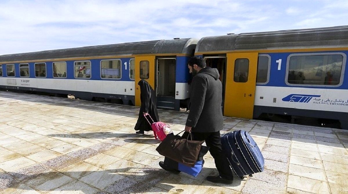 پیش‌فروش بلیت قطار‌های مسافری برای مهر آغاز شد